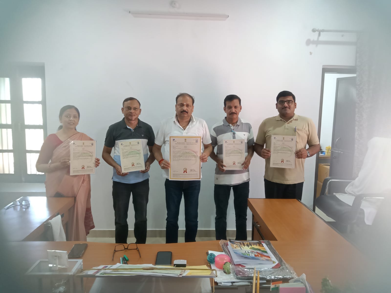 बरेली कॉलेज के चार सहायक प्राध्यापकों को मिला एआई आधारित डिज़ाइन पंजीकरण का गौरव